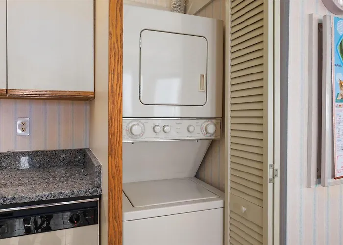 2bedroom At The Capri! *